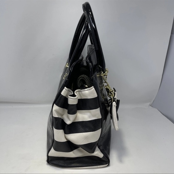 Betsey Johnson Black White Striped Purse Bow Rare Y2K EUC Chic Glam - Picture 3 of 12